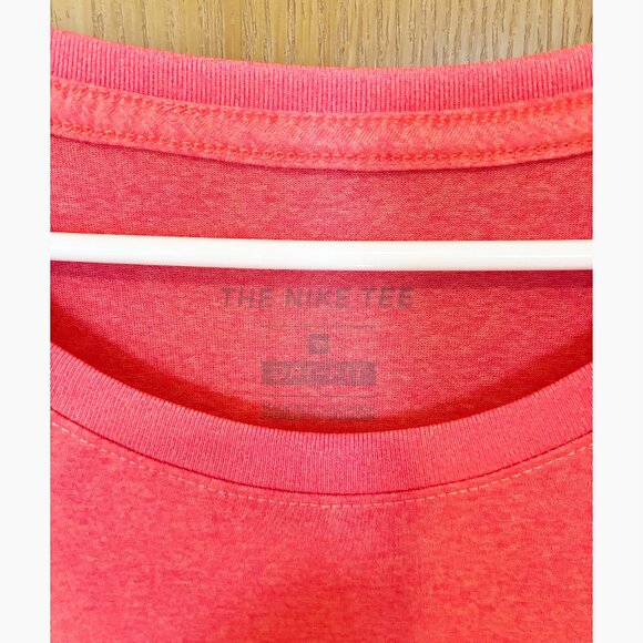 Womans Nike Dri-Fit Tee - Picture 3 of 3